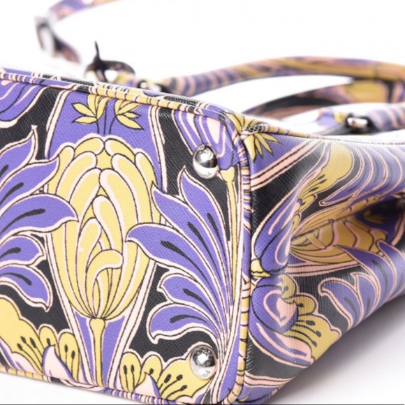 PRADA BAG - Picture 6 of 6